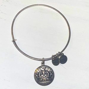 Alex and Ani Queen bangle